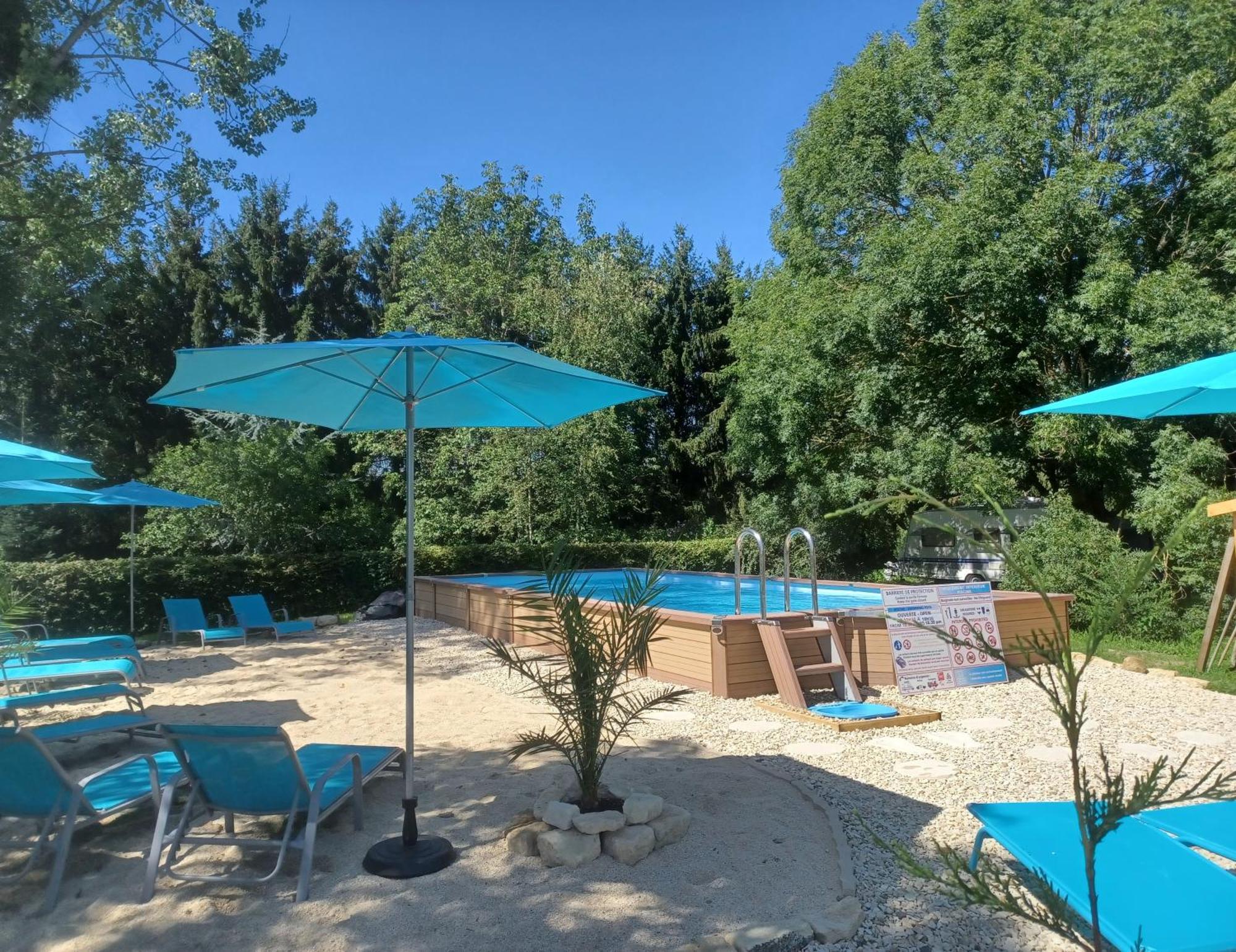 Camping Le Vallage Attigny Exterior foto